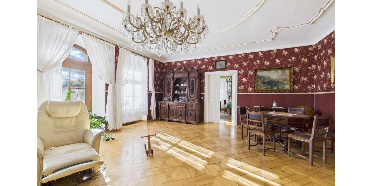 Etagenwohnung Lengenfeld - 3 Zimmer, 161 m&sup2;, 795&euro; | Angebot:23472963