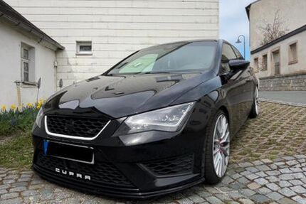 Seat Leon 151.000 km 13.600 &euro; Töpen 95183
