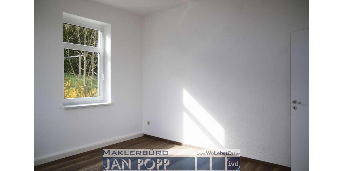 Etagenwohnung Greiz - 3 Zimmer, 86 m&sup2;, 430&euro; | Angebot:25329507