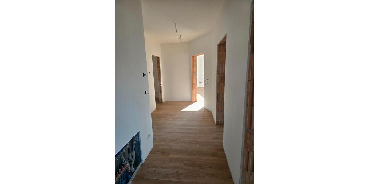 Erdgeschoßwohnung Rehau - 4 Zimmer, 105 m&sup2;, 1.170&euro; | Angebot:26493317