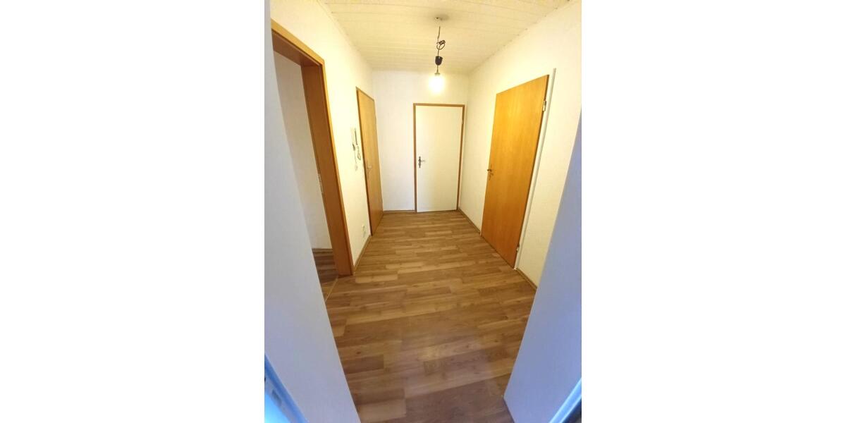 Etagenwohnung Rodewisch - 4 Zimmer, 75 m&sup2;, 450&euro; | Angebot:18916932