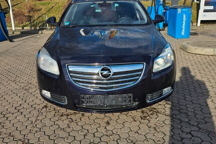 Opel Insignia 227.000 km 4.999 &euro; Plauen 08527