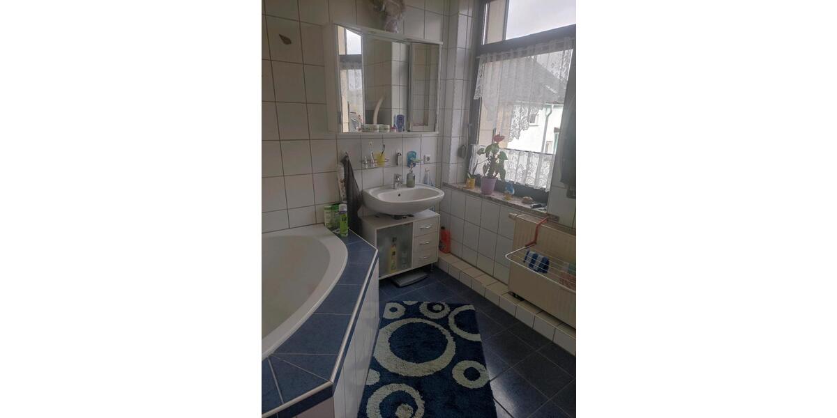 Mehrfamilienhaus, Wohnhaus Netzschkau - 4 Zimmer, 147 m&sup2;, 60.000&euro; | Angebot:26545256