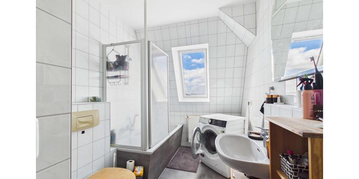Dachgeschoßwohnung Plauen Alt Chrieschwitz - 3 Zimmer, 83 m&sup2;, 425&euro; | Angebot:26195991