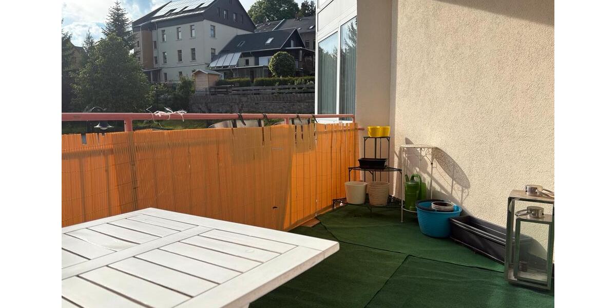 Etagenwohnung Schönheide - 1 Zimmer, 37 m&sup2;, 240&euro; | Angebot:25105398