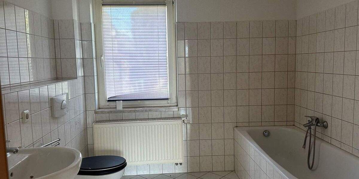 Etagenwohnung Netzschkau - 2 Zimmer, 53 m&sup2;, 266&euro; | Angebot:25879192