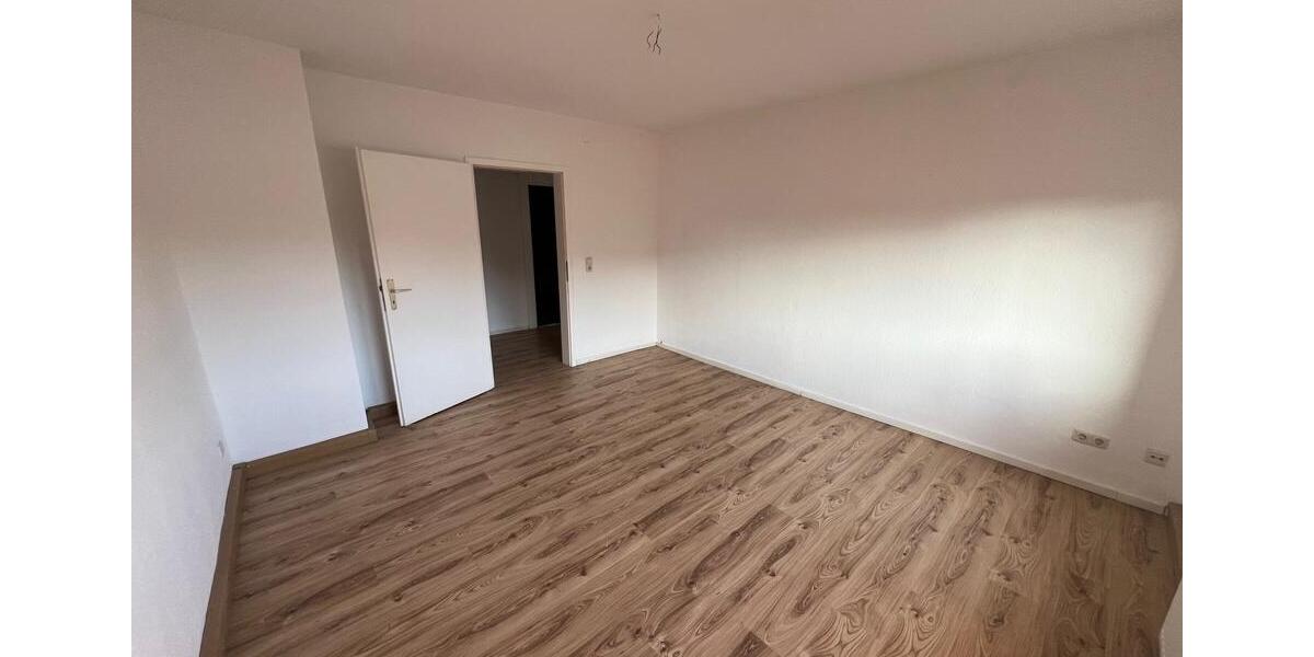 Etagenwohnung Hof Neuhof - 4 Zimmer, 99 m&sup2;, 650&euro; | Angebot:24192666