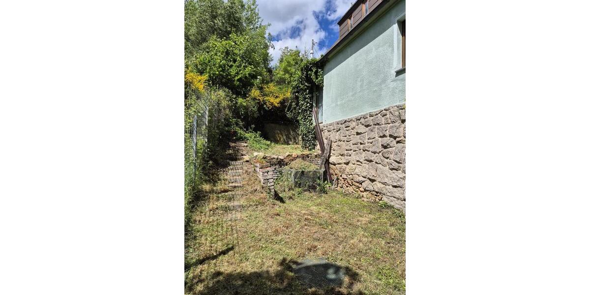 Einfamilienhaus Netzschkau - 4 Zimmer, 120 m&sup2;, 70.000&euro; | Angebot:26786733