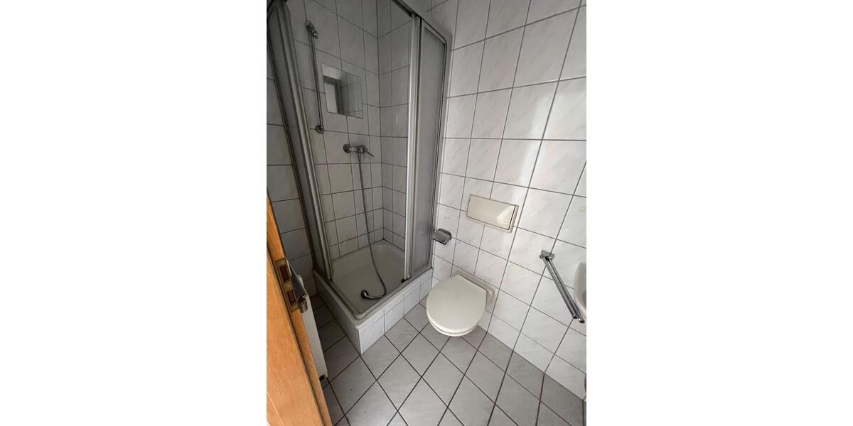 Dachgeschoßwohnung Plauen Altstadt - 2 Zimmer, 44 m&sup2;, 38.000&euro; | Angebot:25271971
