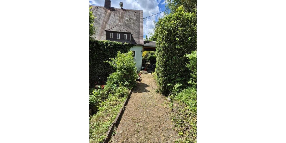 Einfamilienhaus Netzschkau - 4 Zimmer, 120 m&sup2;, 70.000&euro; | Angebot:26786733