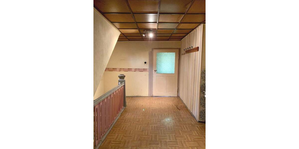 Einfamilienhaus Reichenbach - 5 Zimmer, 95 m&sup2;, 35.000&euro; | Angebot:25662060