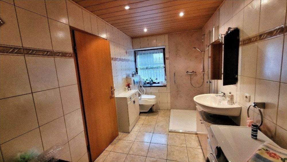 Mehrfamilienhaus, Wohnhaus Falkenstein - 3 Zimmer, 85 m&sup2;, 69.900&euro; | Angebot:25662148