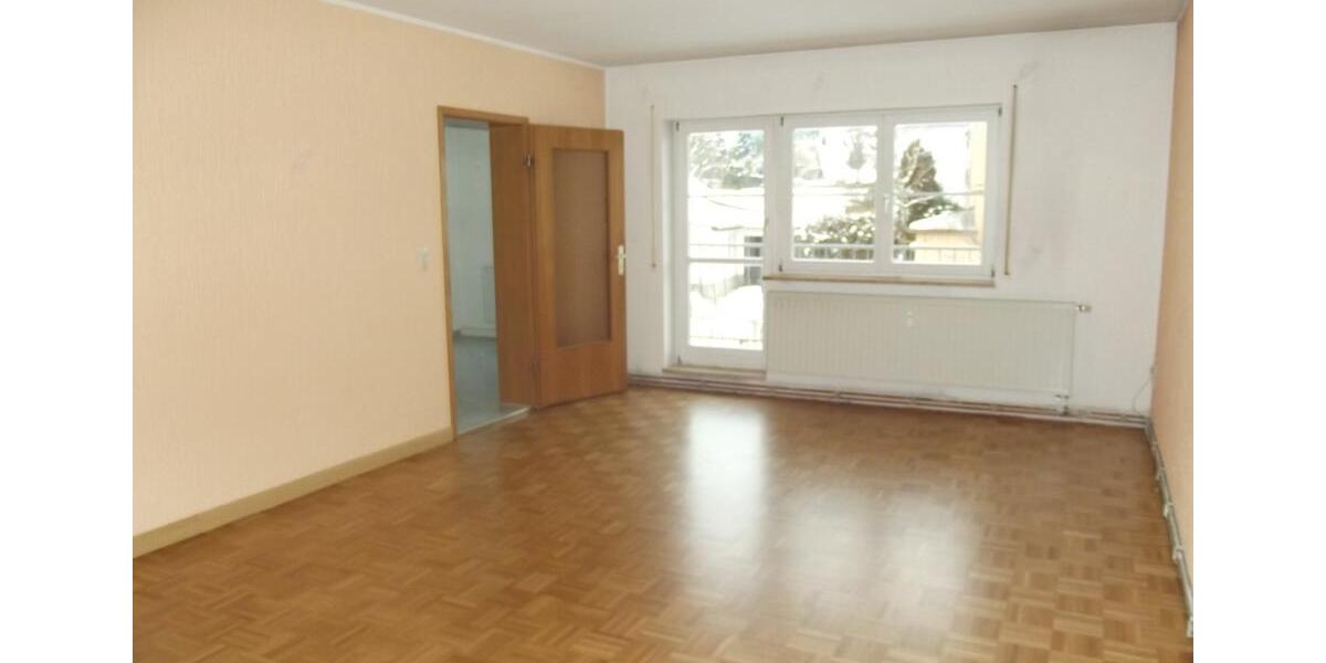 Etagenwohnung Rodewisch - 2 Zimmer, 76 m&sup2;, 418&euro; | Angebot:25648420