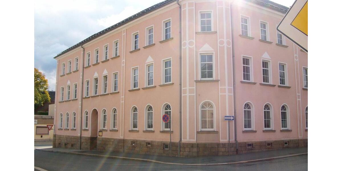 Dachgeschoßwohnung Lengenfeld - 1 Zimmer, 35 m&sup2;, 185&euro; | Angebot:25124994