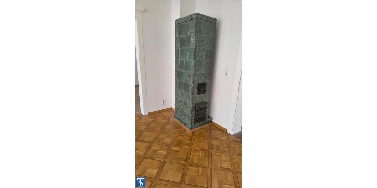 Etagenwohnung Plauen Bahnhofsvorstadt - 4 Zimmer, 105 m&sup2;, 600&euro; | Angebot:20200948