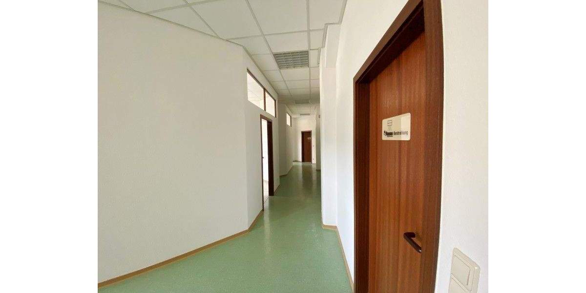 Gewerbeobjekt Plauen Stadtmitte - 8 Zimmer, 166 m&sup2;, 700&euro; | Angebot:25776519