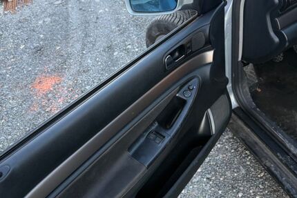 Audi A4 300.000 km 800 &euro; Netzschkau 08491
