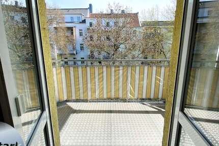 Wohnung Plauen Schloßberg - 2 Zimmer, 66 m&sup2;, 345&euro; | Angebot:26085706