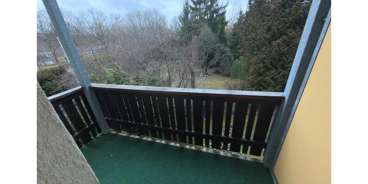 Etagenwohnung Plauen - 1 Zimmer, 39 m&sup2;, 236&euro; | Angebot:25303869