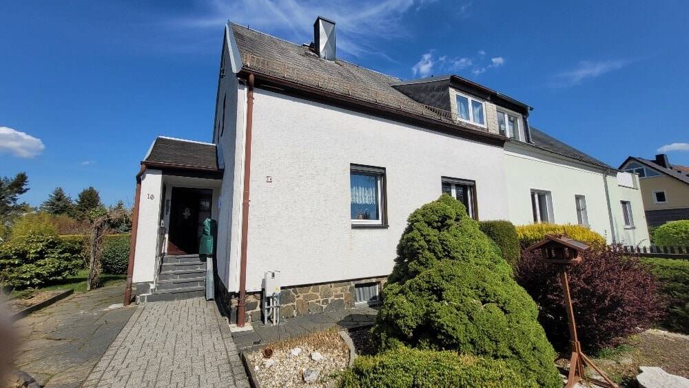 Doppelhaushälfte Netzschkau - 5 Zimmer, 136 m&sup2;, 189.000&euro; | Angebot:26275708