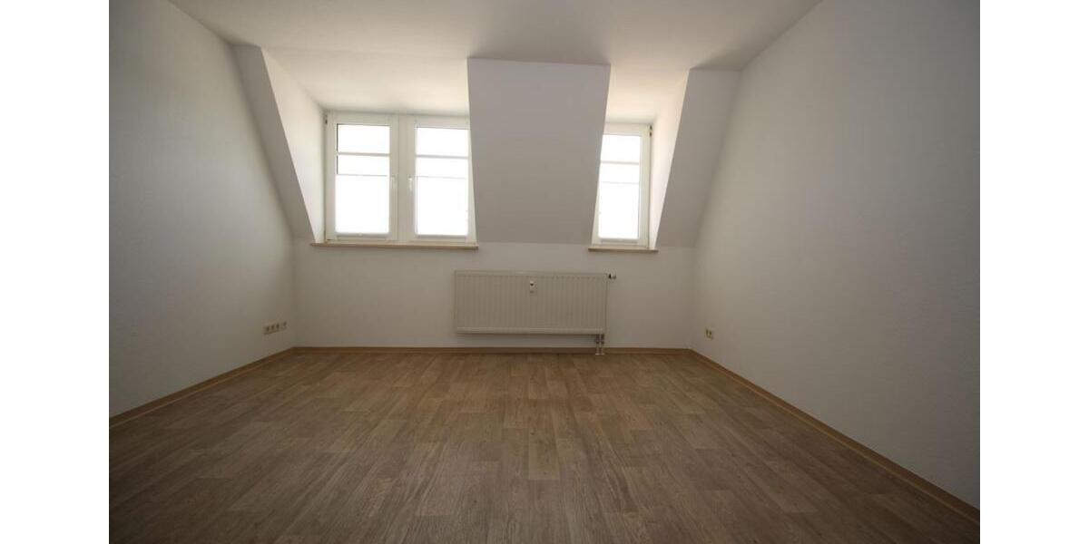 Dachgeschoßwohnung Plauen Bahnhofsvorstadt - 2 Zimmer, 59 m&sup2;, 314&euro; | Angebot:23768181