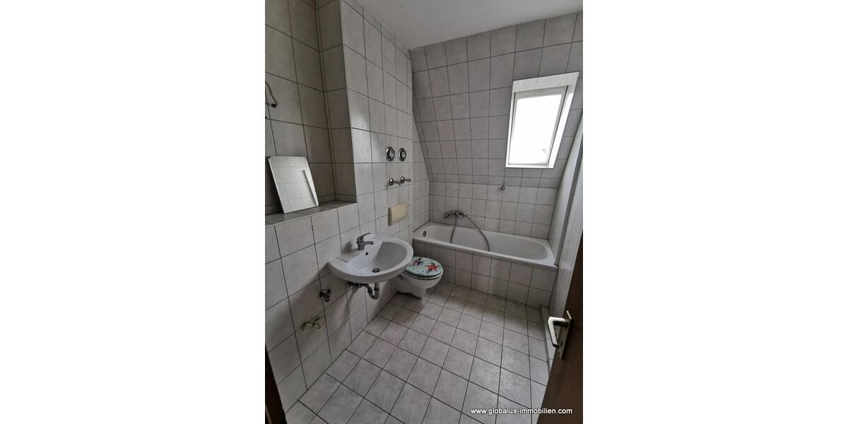 Etagenwohnung Plauen Altstadt - 4 Zimmer, 115 m&sup2;, 547&euro; | Angebot:25865206