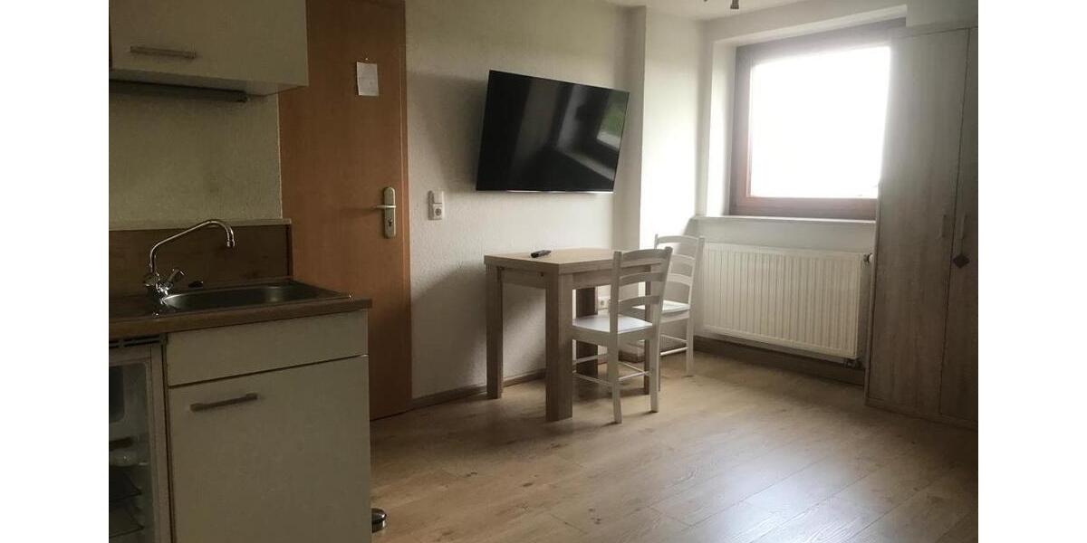 Dachgeschoßwohnung Rehau - 1 Zimmer, 20 m&sup2;, 345&euro; | Angebot:26278736
