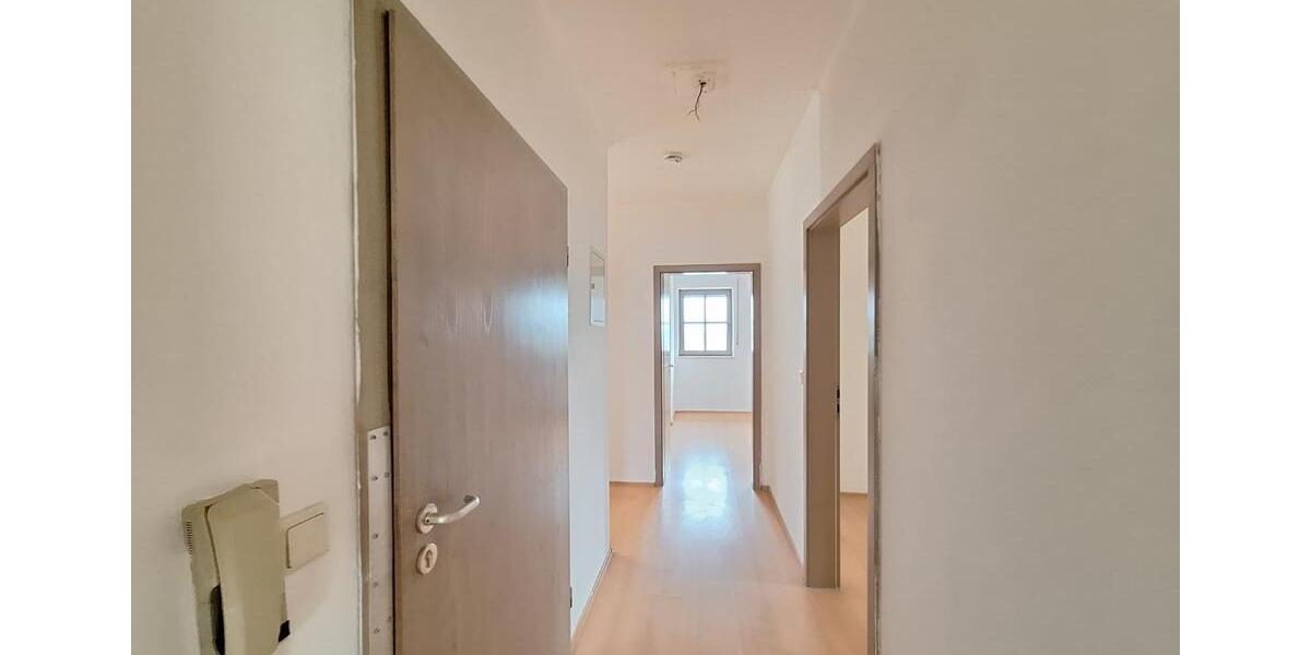 Etagenwohnung Hof Neuhof - 3 Zimmer, 80 m&sup2;, 560&euro; | Angebot:25804394