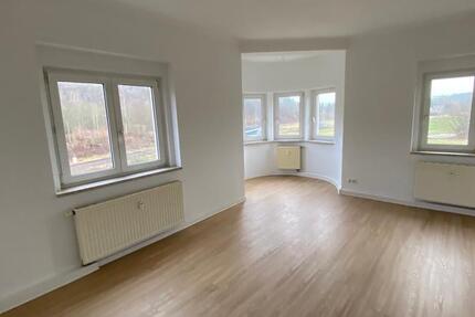 Wohnung Plauen Alt Chrieschwitz - 3 Zimmer, 73 m&sup2;, 327&euro; | Angebot:9060663
