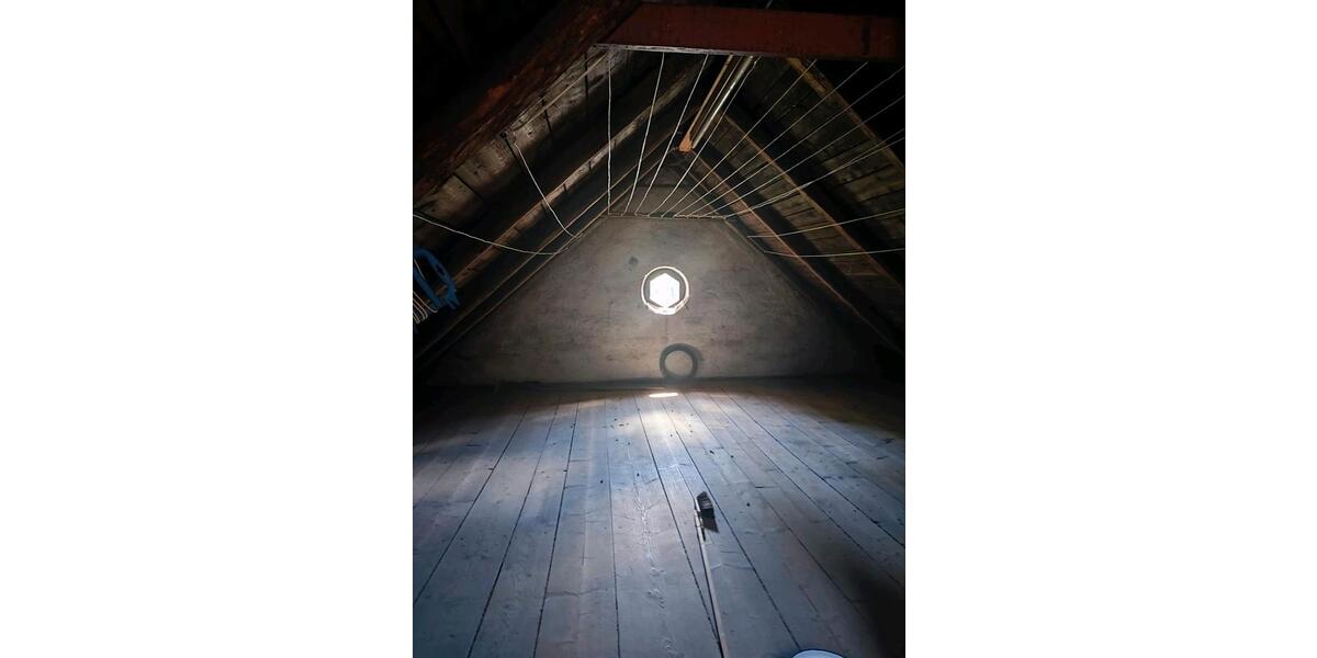 Mehrfamilienhaus, Wohnhaus Klingenthal - 5 Zimmer, 200 m&sup2;, 35.000&euro; | Angebot:25571144