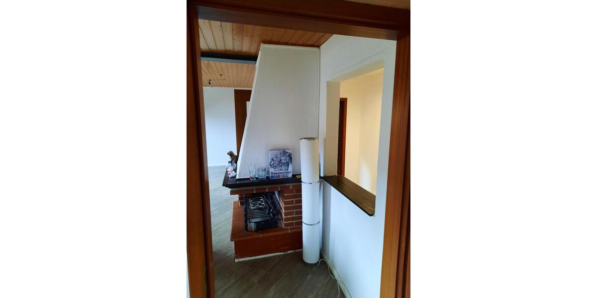 Dachgeschoßwohnung Hof Altstadt - 3 Zimmer, 78 m&sup2;, 529&euro; | Angebot:25086743