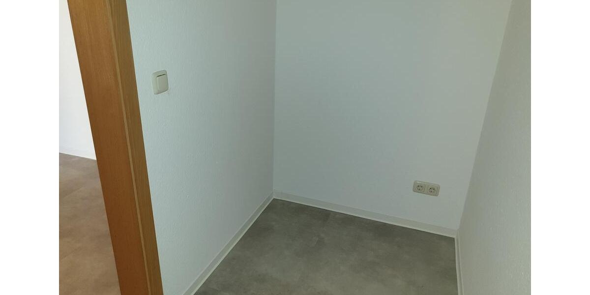 Etagenwohnung Oelsnitz (Vogtland) - 1 Zimmer, 51 m&sup2;, 280&euro; | Angebot:25717020
