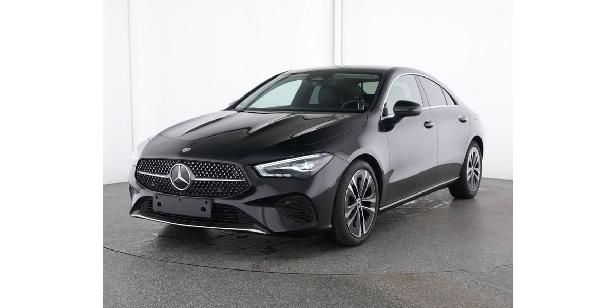 Mercedes-Benz CLA 180 22.149 km 29.880 &euro; Hof 95030