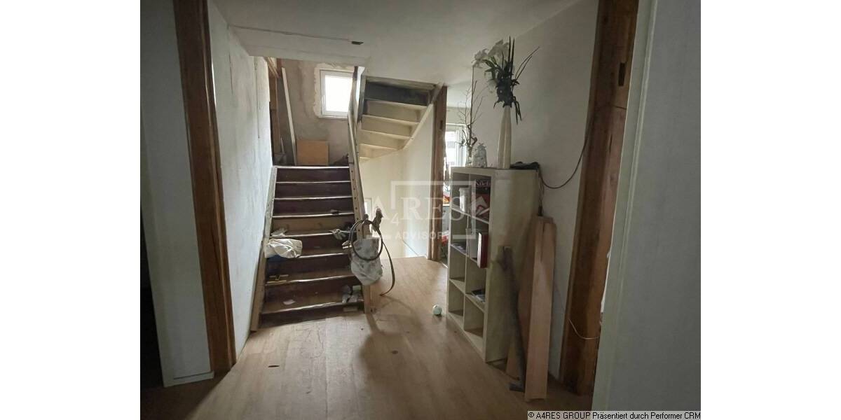 Einfamilienhaus Netzschkau - 3 Zimmer, 135 m&sup2;, 52.000&euro; | Angebot:25698428