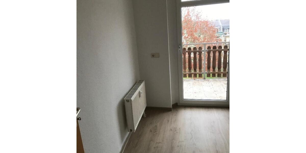 Etagenwohnung Plauen Altstadt - 2 Zimmer, 45 m&sup2;, 230&euro; | Angebot:23544151