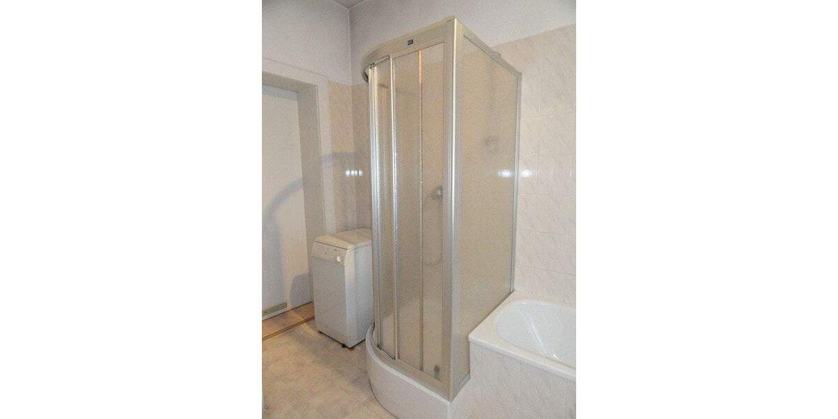 Mehrfamilienhaus, Wohnhaus Reichenbach - 1 Zimmer, 242 m&sup2;, 49.000&euro; | Angebot:25776186