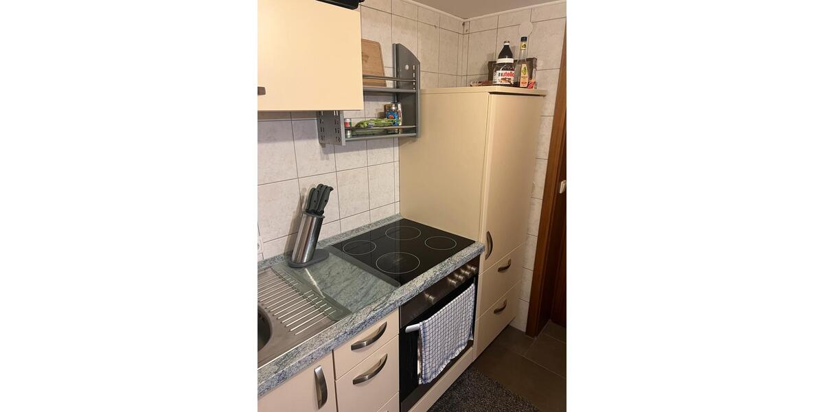 Etagenwohnung Hof Altstadt - 1 Zimmer, 27 m&sup2;, 408&euro; | Angebot:26002735