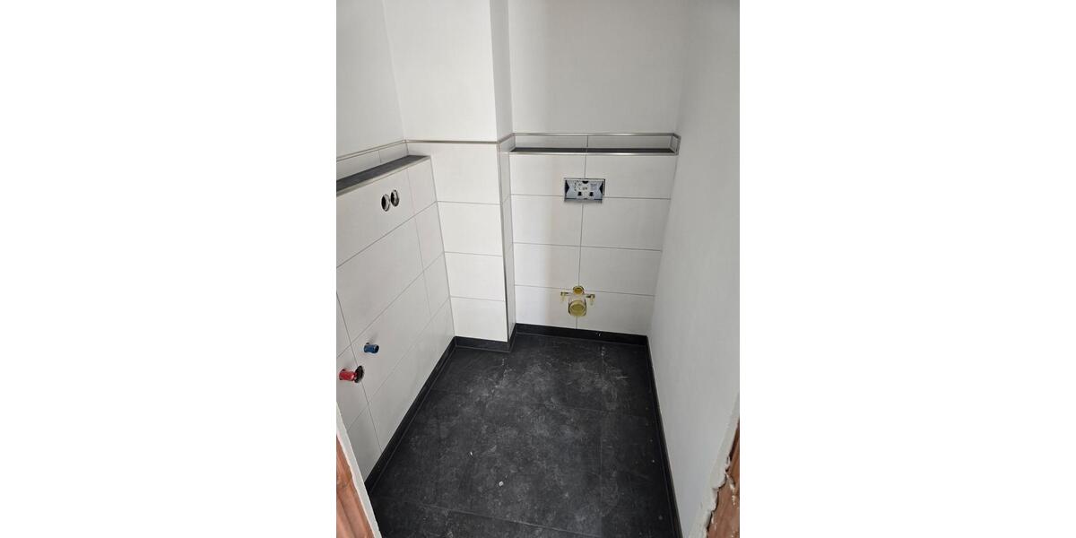 Erdgeschoßwohnung Rehau - 4 Zimmer, 105 m&sup2;, 1.170&euro; | Angebot:26493317