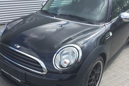 Mini ONE 168.201 km 3.490 &euro; Plauen 08527