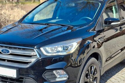 Ford Kuga 73.000 km 12.500 &euro; Auma-Weidatal 07955