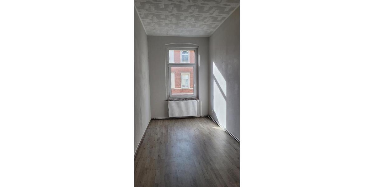 Etagenwohnung Plauen Bahnhofsvorstadt - 4 Zimmer, 91 m&sup2;, 430&euro; | Angebot:17767008