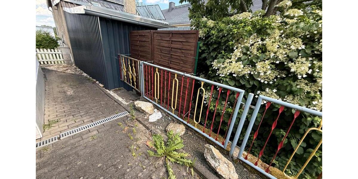 Einfamilienhaus Hof Neuhof - 5 Zimmer, 100 m&sup2;, 55.000&euro; | Angebot:27033554