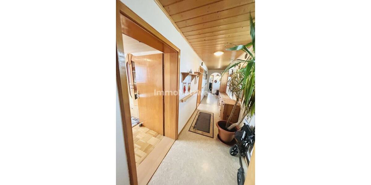 Einfamilienhaus Töpen / Hohendorf Hohendorf - 5 Zimmer, 135 m&sup2;, 175.000&euro; | Angebot:26145151