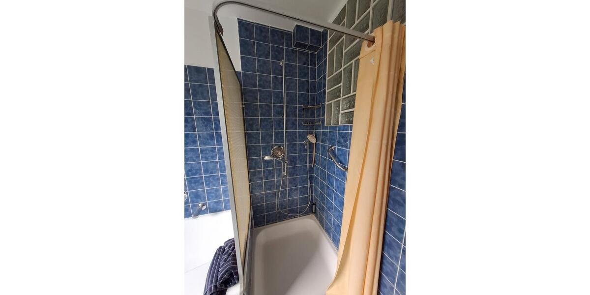 Erdgeschoßwohnung Rehau - 4 Zimmer, 127 m&sup2;, 175.000&euro; | Angebot:25963257