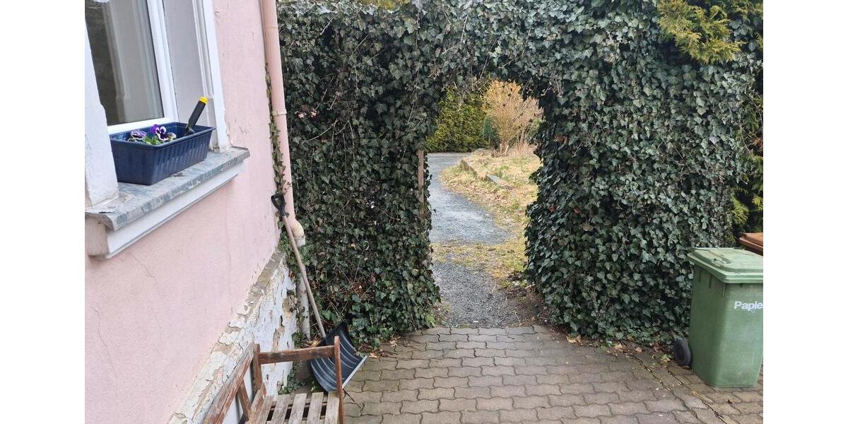 Erdgeschoßwohnung Feilitzsch - 4 Zimmer, 95 m&sup2;, 600&euro; | Angebot:25755037