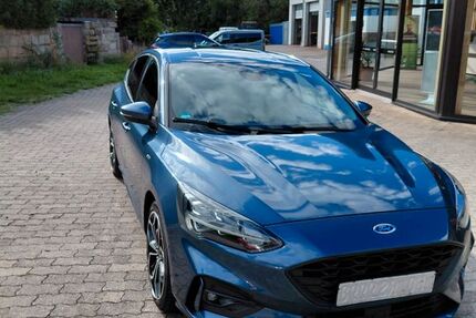 Ford Focus 73.000 km 11.000 &euro; Trogen 95183