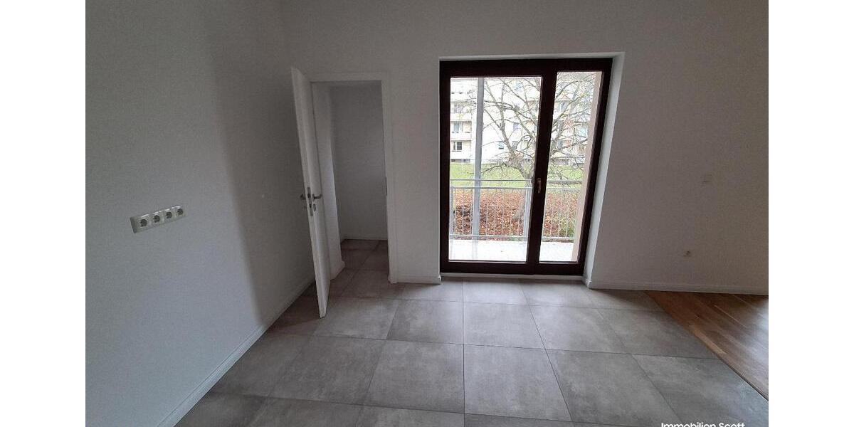 Etagenwohnung Plauen Bahnhofsvorstadt - 3 Zimmer, 94 m&sup2;, 800&euro; | Angebot:22653710