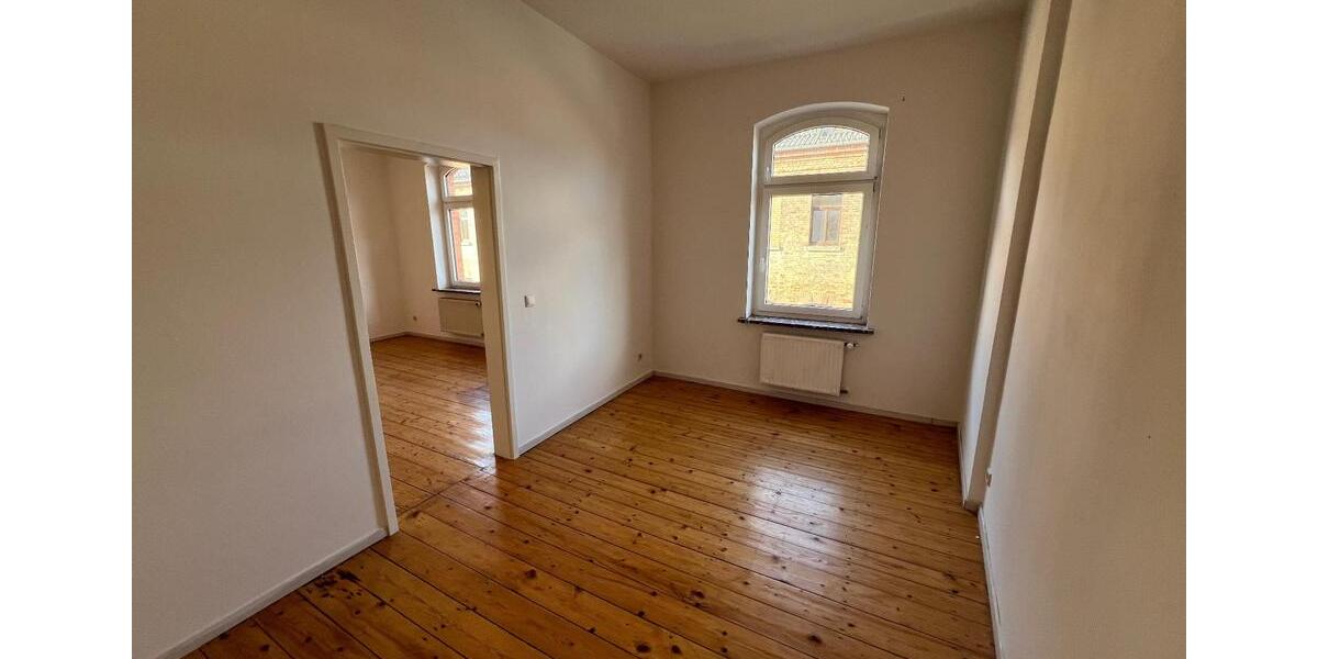 Etagenwohnung Oelsnitz (Vogtland) - 2 Zimmer, 50 m&sup2;, 245&euro; | Angebot:24102656