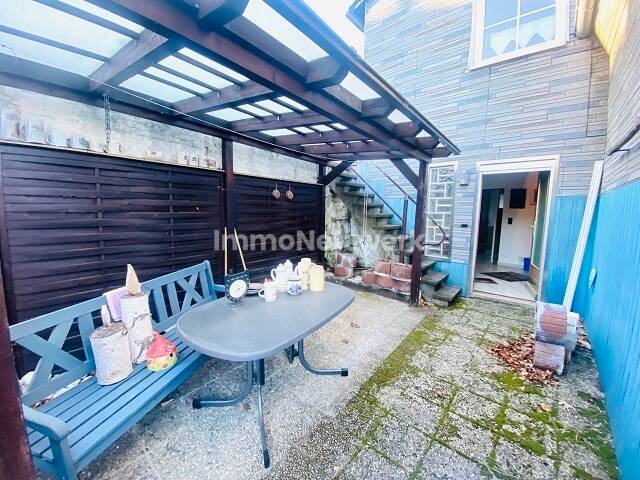 Einfamilienhaus Oberkotzau - 7 Zimmer, 215 m&sup2;, 115.000&euro; | Angebot:25714659