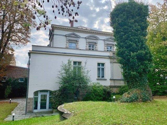 Gewerbeobjekt Reichenbach - 7 Zimmer, 180.000&euro; | Angebot:25662105